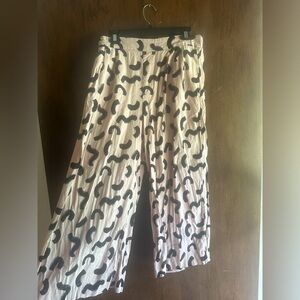 Comfy, flowy A New Day Pants